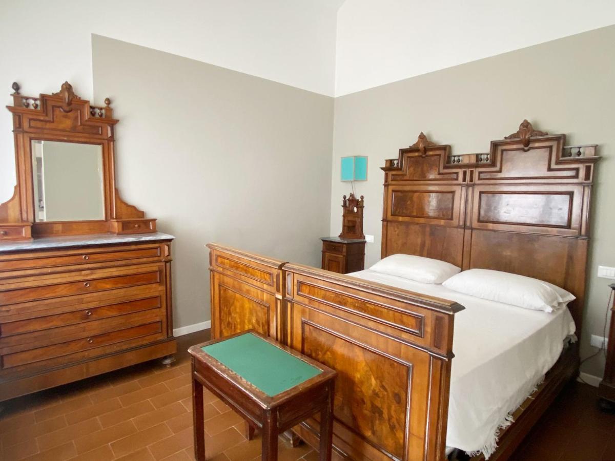 Villa Sweet Flower - With Private Pool And Garden مانربا ديل جاردا المظهر الخارجي الصورة